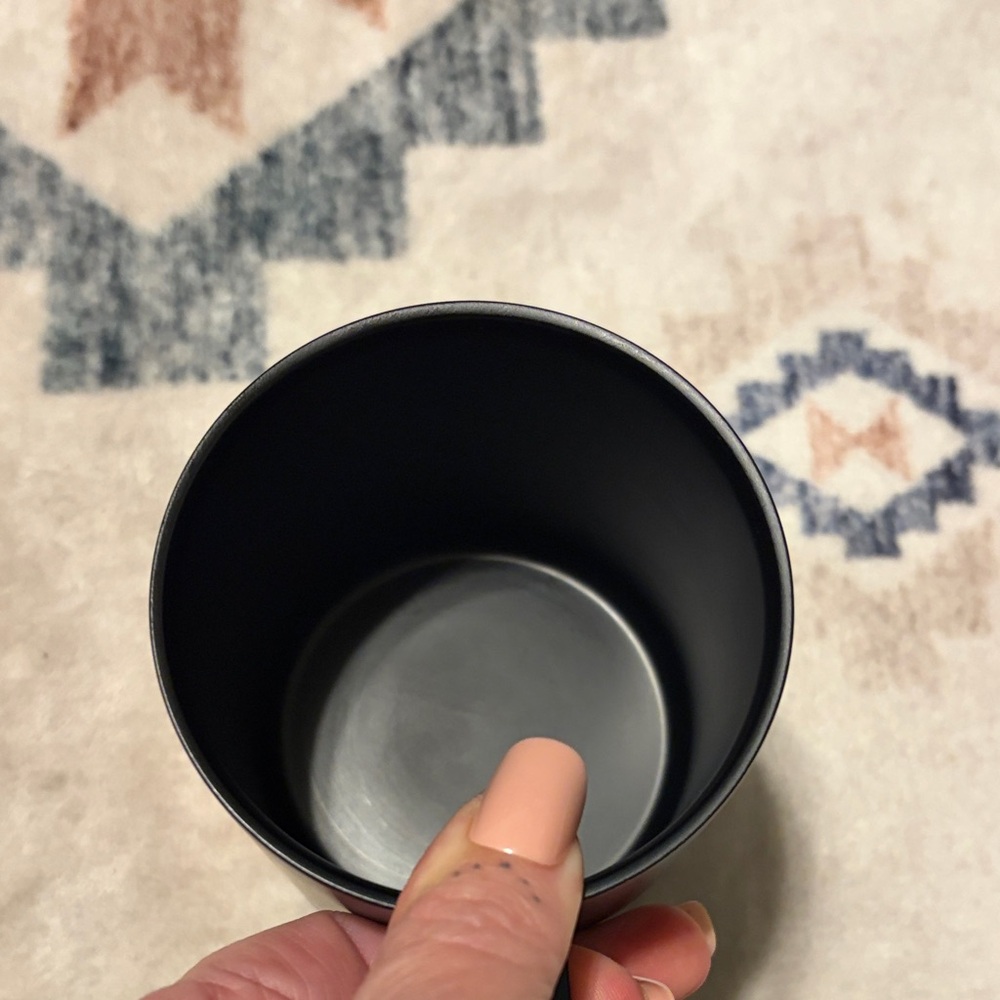 Ember Black Temperature Control Mug - Picture 4 of 5
